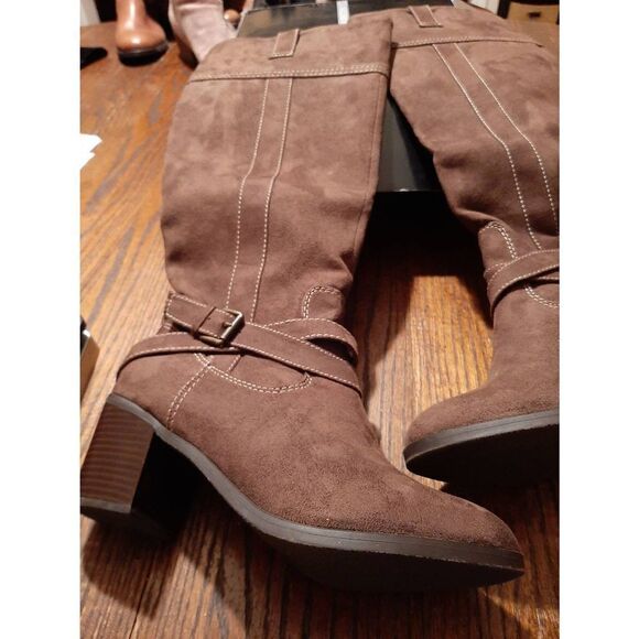 Size 9.5 New Directions Friar Brown Boots Chunky Stacked Heel Side Zip Tall Boot - Picture 3 of 12